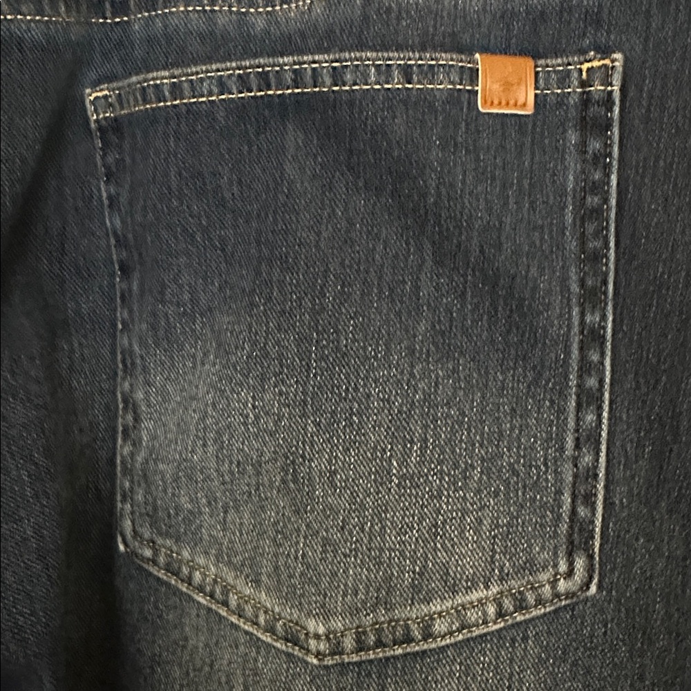 NWOT HalaraFlex Asymmetric mid-rise Jeans with pockets in Dark Blue Wash - Picture 10 of 10